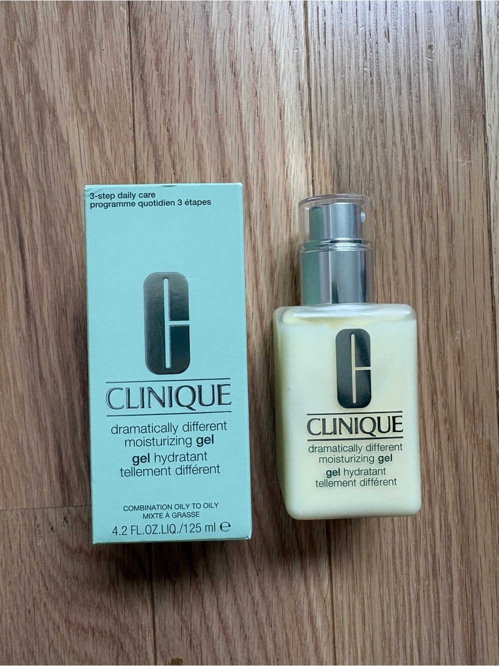 Clinique Dramatically Different Moisturizing Gel - NEW